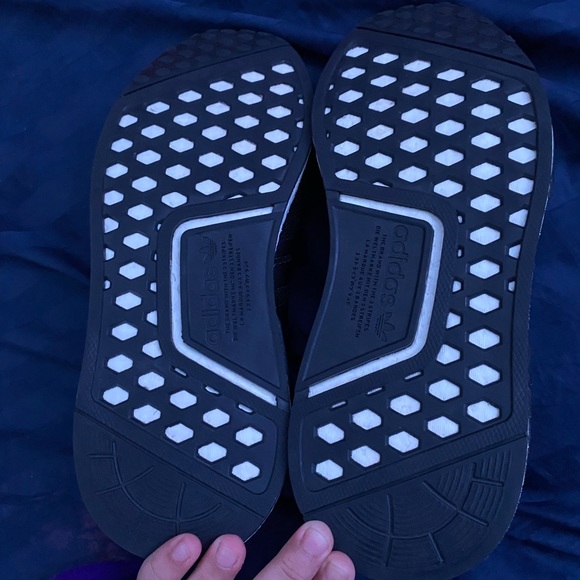 adidas boys NMD black and red - Picture 6 of 6